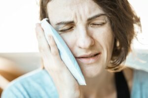 Illustration of Toothache Home Remedies Tirupati: Must-Have Tips for Effective Dental Pain Relief